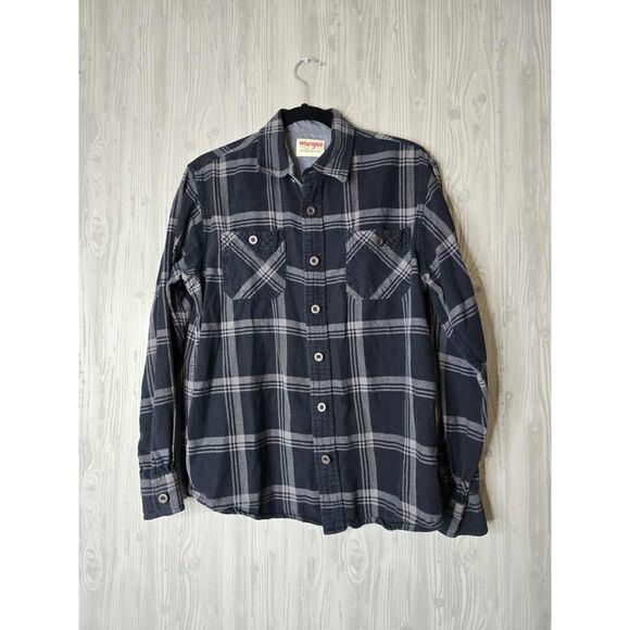 Wrangler Authentics Men’s Flannel Button-Up Shirt – Navy Gray Plaid (Size M) - Picture 1 of 6